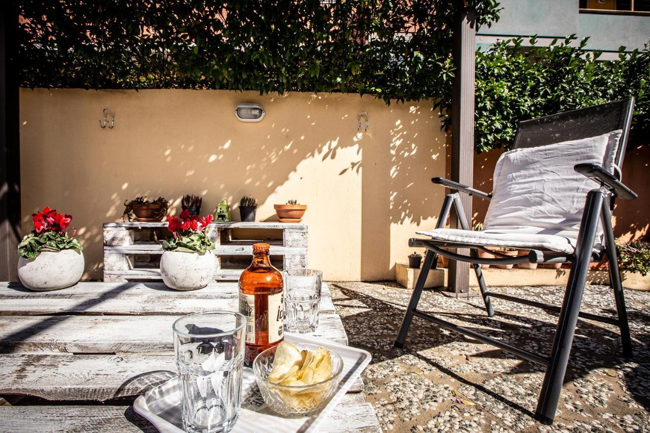 Sun&Sardinia Hotel มอนเซร์ราโต ภายนอก รูปภาพ